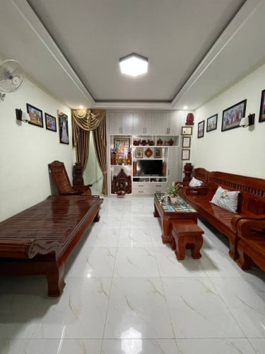ផ្ទះជួល បុរីរំចេក តម្លៃ l rent Price : 400$