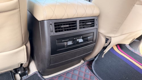 ទើបកាត់បានក្តៅ Land Cruiser V6 010 up 021 Arab
