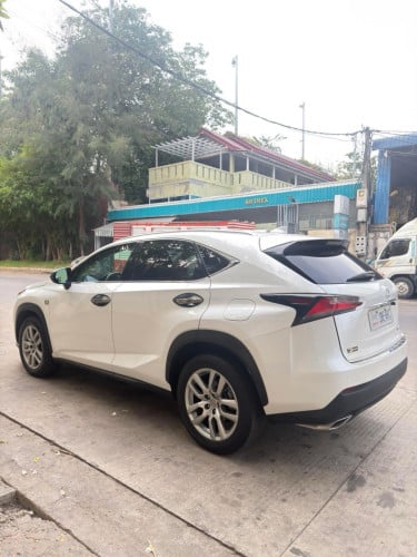 ធានាឡាន គ្មានកន្លែងទាស់Lexus Nx 200T 2016 Luxury ប៉ុង2 Button 5 ម្ចាស់ដេីម ❤️❤️❤️