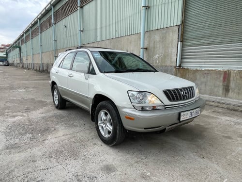 ឡានលក់Lexus Rx300