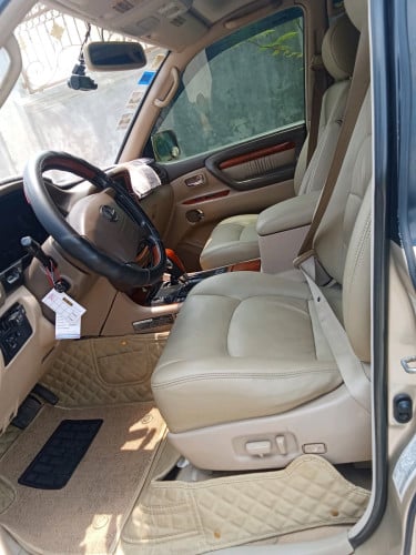 លក់LX470 ឆ្នាំ2002 សាំង+ហ្គាស