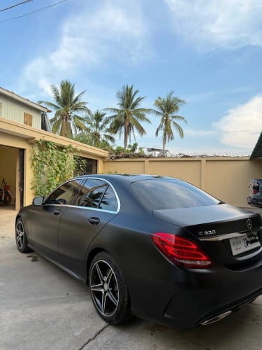 ឡាន Mercedes C300 AMg