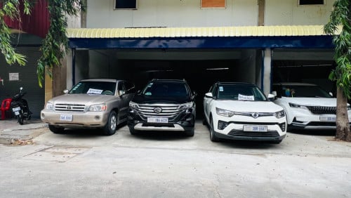 លក់NX 200T 015លុច្សារី 25950