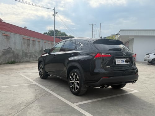 ទើបប្រើចង់លក់វិញ Nx200T 015ម្ចាស់ដើមផ្ទាល