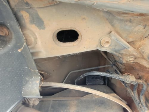 ឡានលក់ Prius 05 Full option ផ្លាកលេខ BK