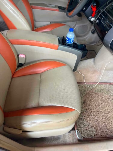 ឡានលក់ Prius 05 Full option ផ្លាកលេខ BK