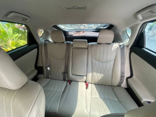 ខ្ញុំត្រូវការលក់ឡាន PRIUS ឆ្នាំ 2013 ម្ចាស់ផ្ទាល់