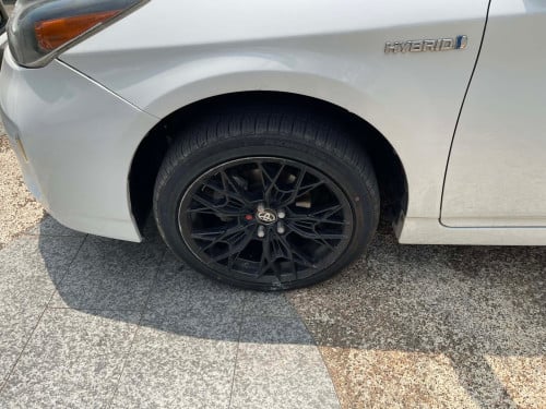 ខ្ញុំត្រូវការលក់ឡាន PRIUS ឆ្នាំ 2013 ម្ចាស់ផ្ទាល់