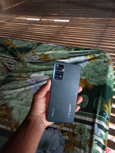 លក់radmi not 11 pro 5g មួយនៅប្រើប្រាស់អេម