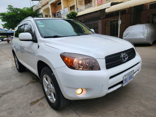 លក់RAV4 ឆ្នាំ06ប៉ុង១.រំលោះសុទ្ធរឺវ៉ៃដូរបាន.គ្រប់សារីនឹងខេត្ត