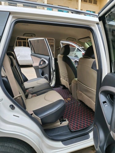 លក់RAV4 ឆ្នាំ06ប៉ុង១.រំលោះសុទ្ធរឺវ៉ៃដូរបាន.គ្រប់សារីនឹងខេត្ត