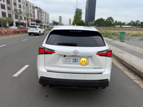 ចង់លក់រថយន្ត RX200t អត់លុយបង់រដ្ធ អត់លុយចាក់សាំង