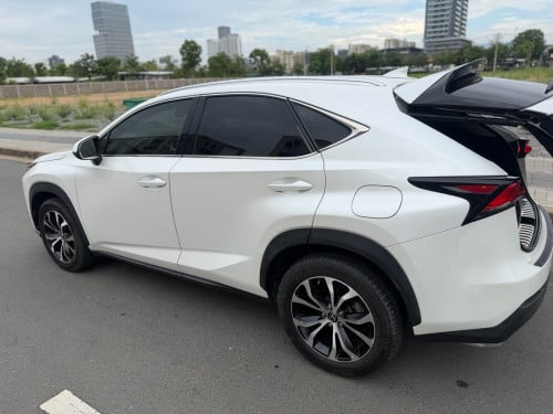 ចង់លក់រថយន្ត RX200t អត់លុយបង់រដ្ធ អត់លុយចាក់សាំង