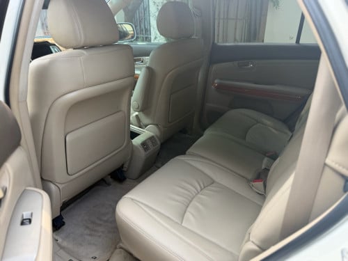 ចង់លក់RX330 ពាក់កណ្តាលហ្វូល​04ប៉ុង២