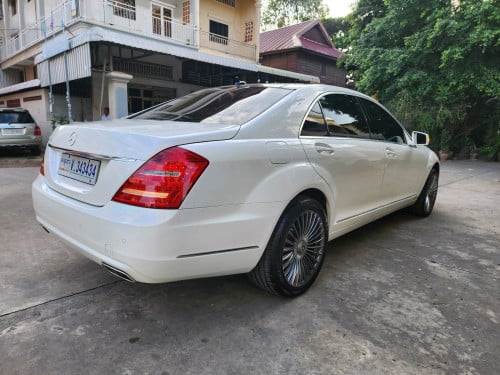 លក់​ S300 ឆ្នាំ012 VIP ទ្វាបុឺត៥  ម្ចាស់ទី១ មានរំលោះសុទ្ធរឺវ៉ៃដូរបានគ្រប់សារីគ្រប់ខេត្ត