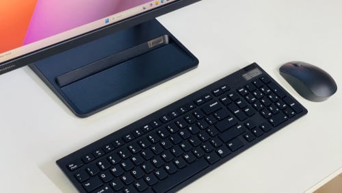 តោះ​បងៗ​ ស្អាត​ណាស់​ ល្បឿនលឿន Specs ធំតម្លៃពិសេស​ណាស់សាកសម​ជាមួយការងារទូទៅ មាន Webcam ,WiFi 