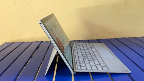 លក់ Surface Pro 4 សៀមរាប