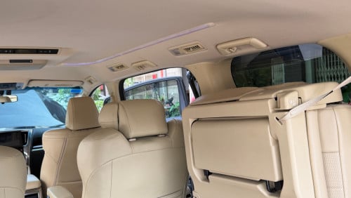 មហាសែនថ្មី Toyota Alphard 015 up 024 Hybrid