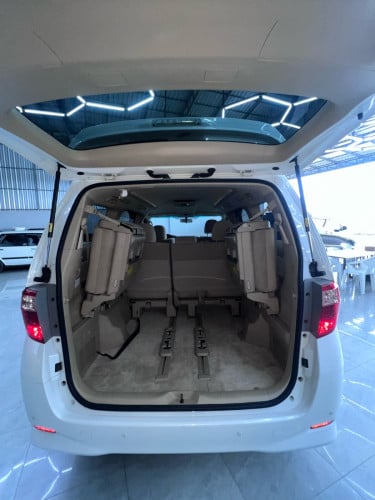 ស្តុកថ្មី ក្រដាស់ពន្ធ TOYOTA ALPhard 2013 ឡានស្អាត