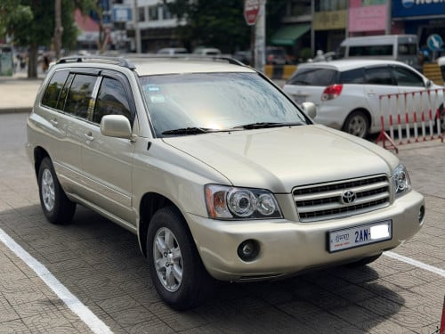 ថ្មីៗ TOYOTA HIGHLANDER 2002 V6 ប៉ុង1 ក្នុងលឿង សំបកកង់ថ្មី៤គ្រាប់ លេងគុជហើយ