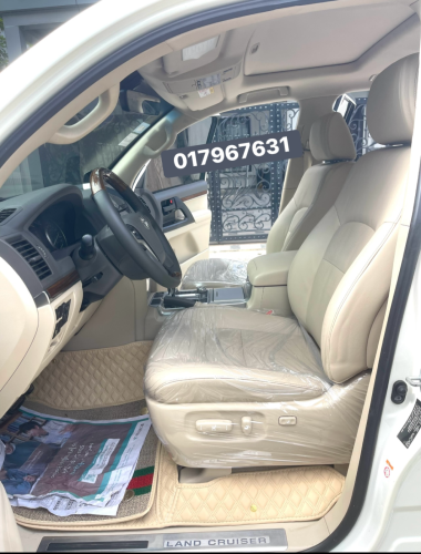 ម្ចាស់ដេីមទិញខ្លាញ់គោ Toyota Lancriser GXR V6 Full option