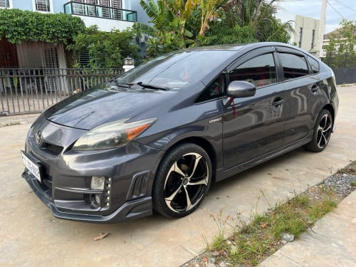 ឡានលក់Toyota Prius 2012 Option5💰 $17,000