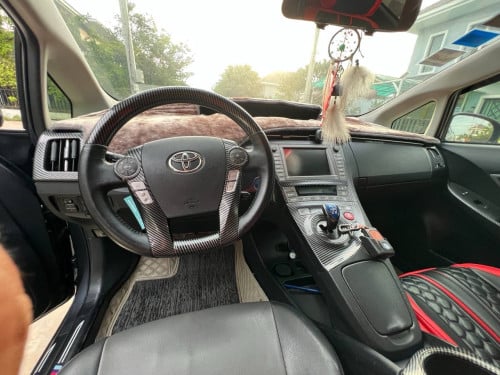 ឡានលក់Toyota Prius 2012 Option5💰 $17,000
