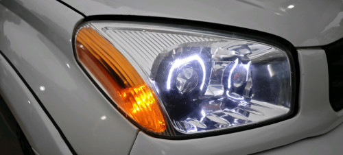ខ្ញុំត្រូវការលក់រថយន្តToyota RAV4 ឆ្នាំ2002 ប៉ុង2 ឡានថ្មីណាស់