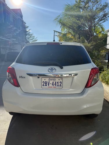 លក់ Toyota Vitz