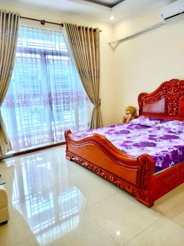✅ផ្ទះល្វែង សម្រាប់ជួល ម្តុំផ្សារត្រពាំងថ្លឹង (Code: R-00199)