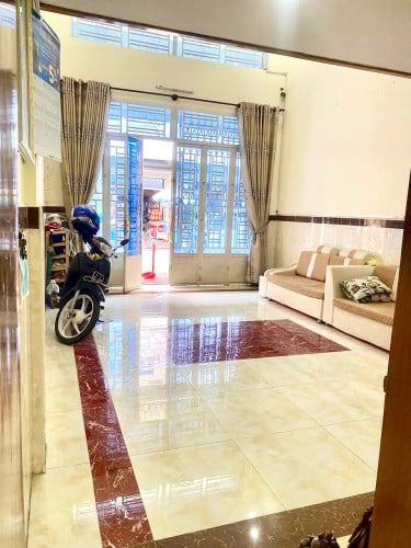 ✅ផ្ទះល្វែង សម្រាប់ជួល ម្តុំផ្សារត្រពាំងថ្លឹង (Code: R-00199)