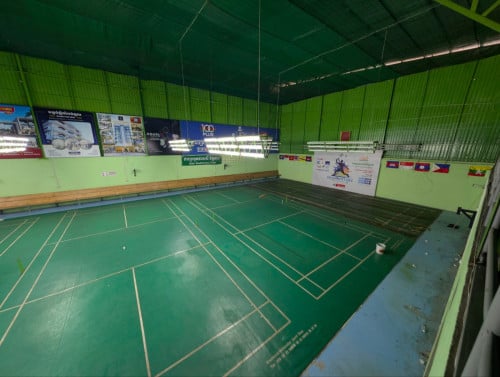 ⭕️ឃ្លាំងលក់ម្តុំសាលាវ៉ាន់ដារ
