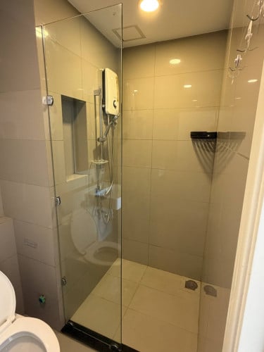 🍁 2 bed at Park Land for rent