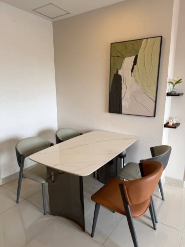 🍁 2 bed at Park Land for rent