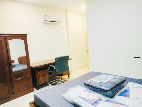 🏡 Shophouse for Rent