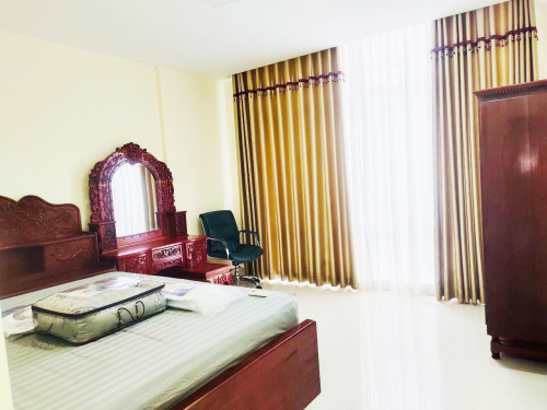 🏡 Shophouse for Rent