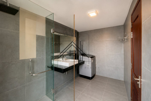 🏢 2 Bedroom Serviced Apartment For Rent in Russian Market, Phnom Penh