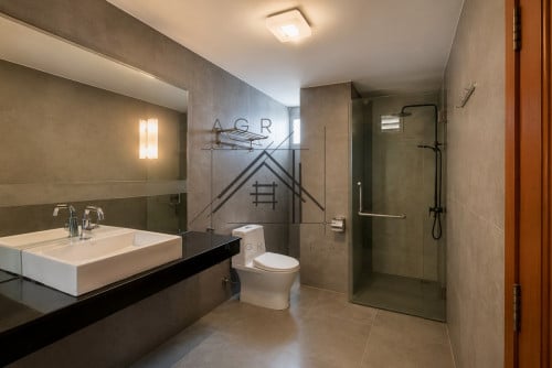 🏢 2 Bedroom Serviced Apartment For Rent in Russian Market, Phnom Penh