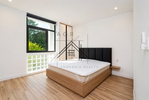 🏢 2-Bedroom Serviced Apartment For Rent in Southern Of Russian Market Area – Phnom Penh