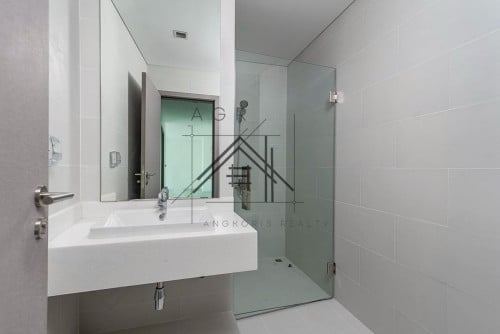 🏢 2-Bedroom Serviced Apartment For Rent in Southern Of Russian Market Area – Phnom Penh