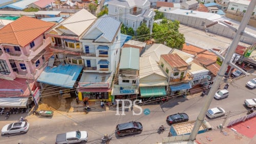 #សម្រាប់លក់ 🏢 ផ្ទះអាជីវកម្មនៅជាប់ផ្លូវធំ 3 បន្ទប់គេង – បឹងកក់ 1,  ភ្នំពេញ