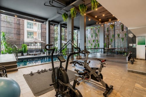 🏢 Duplex 2 Bedroom Serviced Apartment For Rent in Russian Market – Phnom Penh