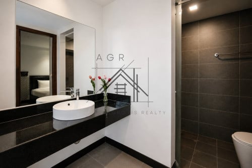🏢 Duplex 2 Bedroom Serviced Apartment For Rent in Russian Market – Phnom Penh