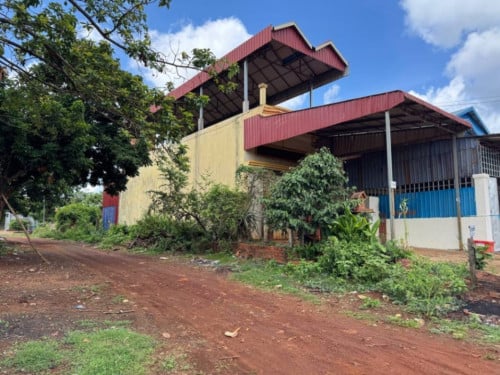 🏦House Available for Urgent Sale at a Special Price (Negotiable).