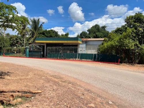 🏦House Available for Urgent Sale at a Special Price (Negotiable).