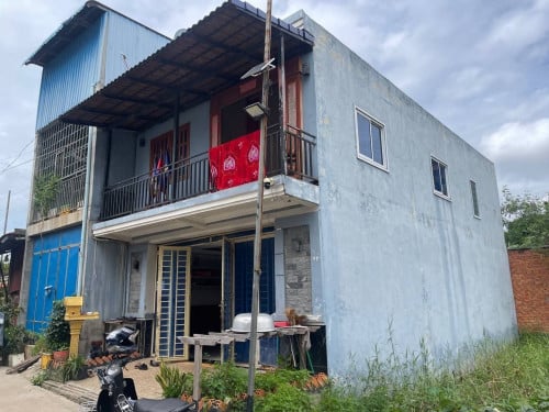 🏦House Available for Urgent Sale at a Special Price (Negotiable).