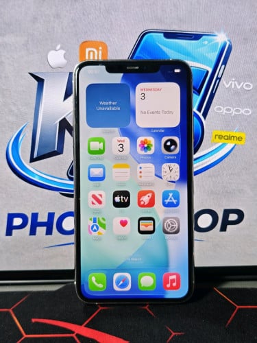 📱iPhone 11 Pro Max / LL/A💾Storage 64G✅នៅស្អាត98.5%🔋Battery 88%(លក់មានការធានាត្រឹមត្រូវ)