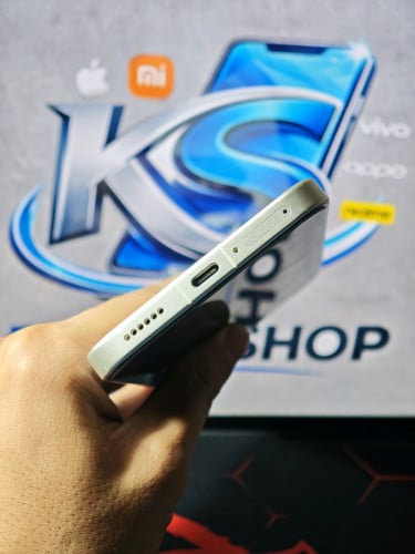 📱Redmi K80 Ultra 5G / China  💾RAM12G+12G/Storage256G✅នៅស្អាត98%(លក់មានការធានាត្រឹមត្រូវ)