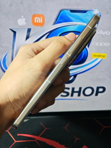 📱vivo X200 Pro 5G Sim2 / Global  💾RAM16G+16G/Storage512G✅នៅស្អាត98.5%(លក់មានការធានាត្រឹមត្រូវ)
