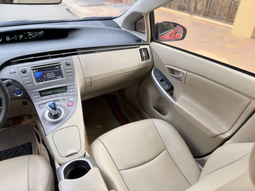 🔥Prius012Option3 ដំបូលសូឡាក្នុងលឿង អាគុយABSអ៊ែម អត់ច្រេះ តម្លៃល្អចុះតិចតួច